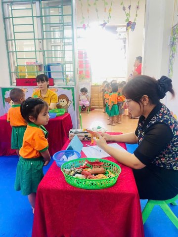 Ảnh hoạt động: TRƯỜNG MẦM NON NOONG BUA TỔ CHỨC HỘI THI “BÉ KHỎE – BÉ NGOAN” CẤP TRƯỜNG NĂM HỌC 2025-2026