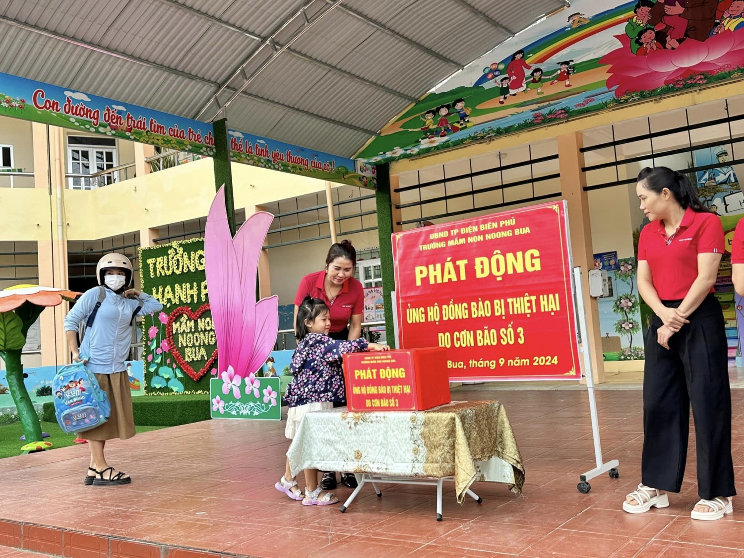 Ảnh trong bài: TRƯỜNG MẦM NON NOONG BUA TỔ CHỨC QUYÊN GÓP ỦNG HỘ ĐỒNG BÀO BỊ THIỆT HẠI DO CƠN BÃO SỐ 3