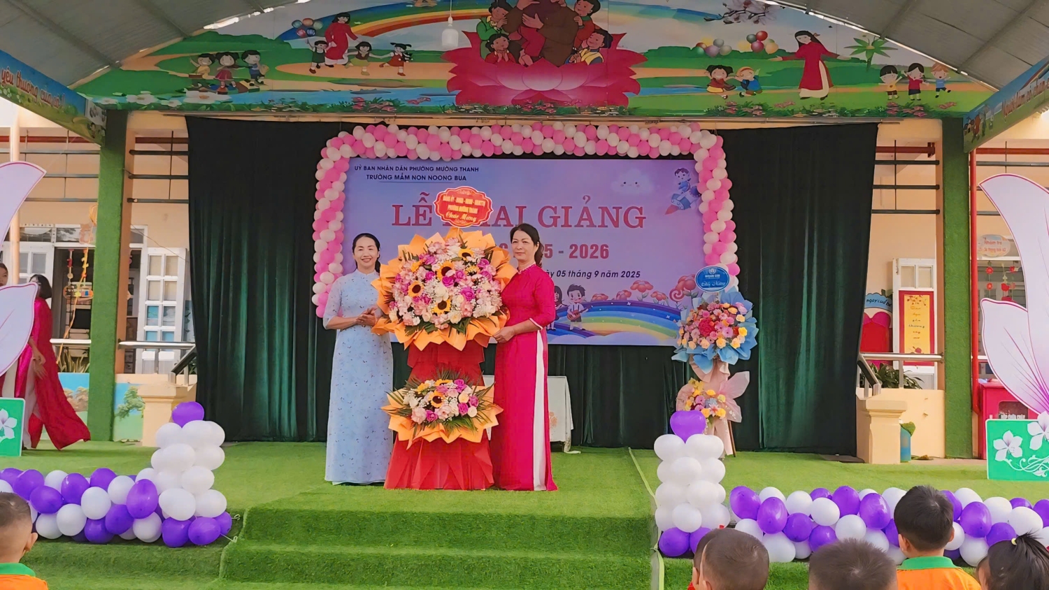 Ảnh trong bài: TƯNG BỪNG “NGÀY HỘI ĐẾN TRƯỜNG CỦA BÉ” NĂM HỌC 2025-2026 CỦA CÁC BÉ TRƯỜNG MẦM NON NOONG BUA