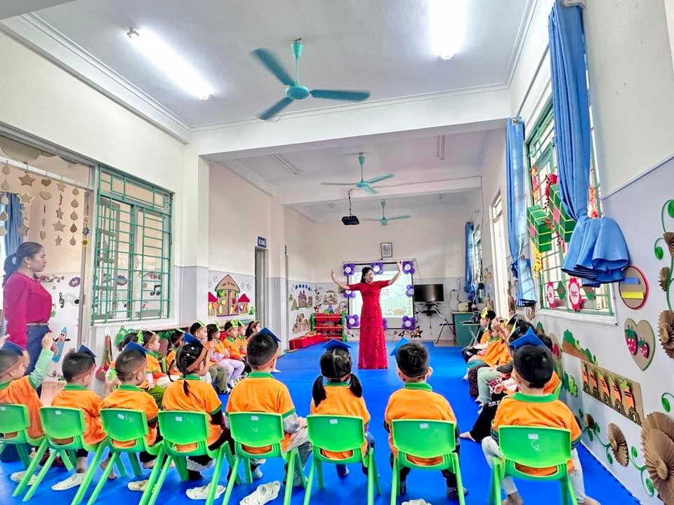 Ảnh trong bài: TRƯỜNG MẦM NON NOONG BUA TỔ CHỨC THÀNH CÔNG HỘI THI GIÁO VIÊN DẠY GIỎI CẤP TRƯỜNG NĂM HỌC 2025-2026