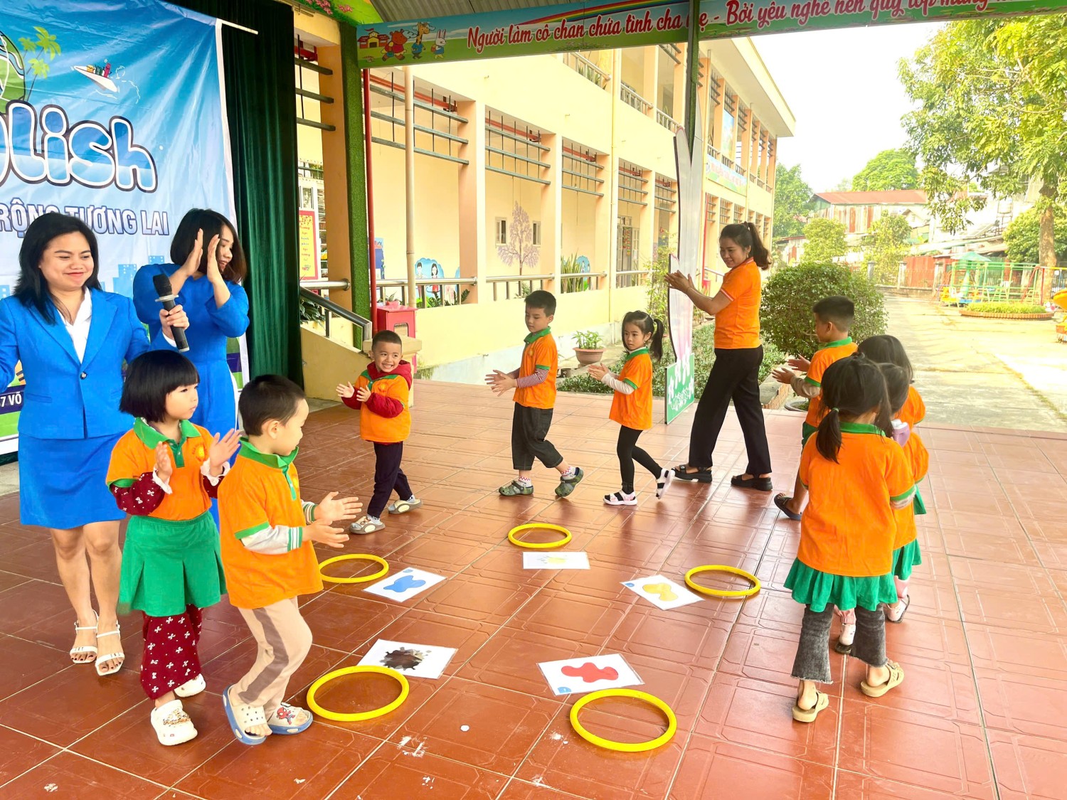 Ảnh trong bài: Trường Mầm non Noong Bua phối hợp với Trung tâm Anh ngữ Ocean Edu tổ chức chương trình “Giao lưu Tiếng Anh cho trẻ mẫu giáo”