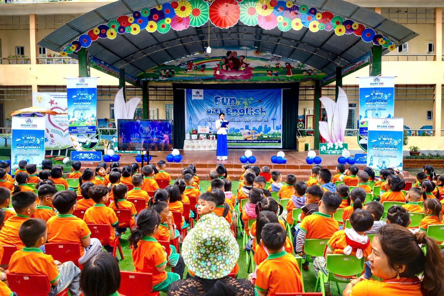 Ảnh trong bài: Trường Mầm non Noong Bua phối hợp với Trung tâm Anh ngữ Ocean Edu tổ chức chương trình “Giao lưu Tiếng Anh cho trẻ mẫu giáo”